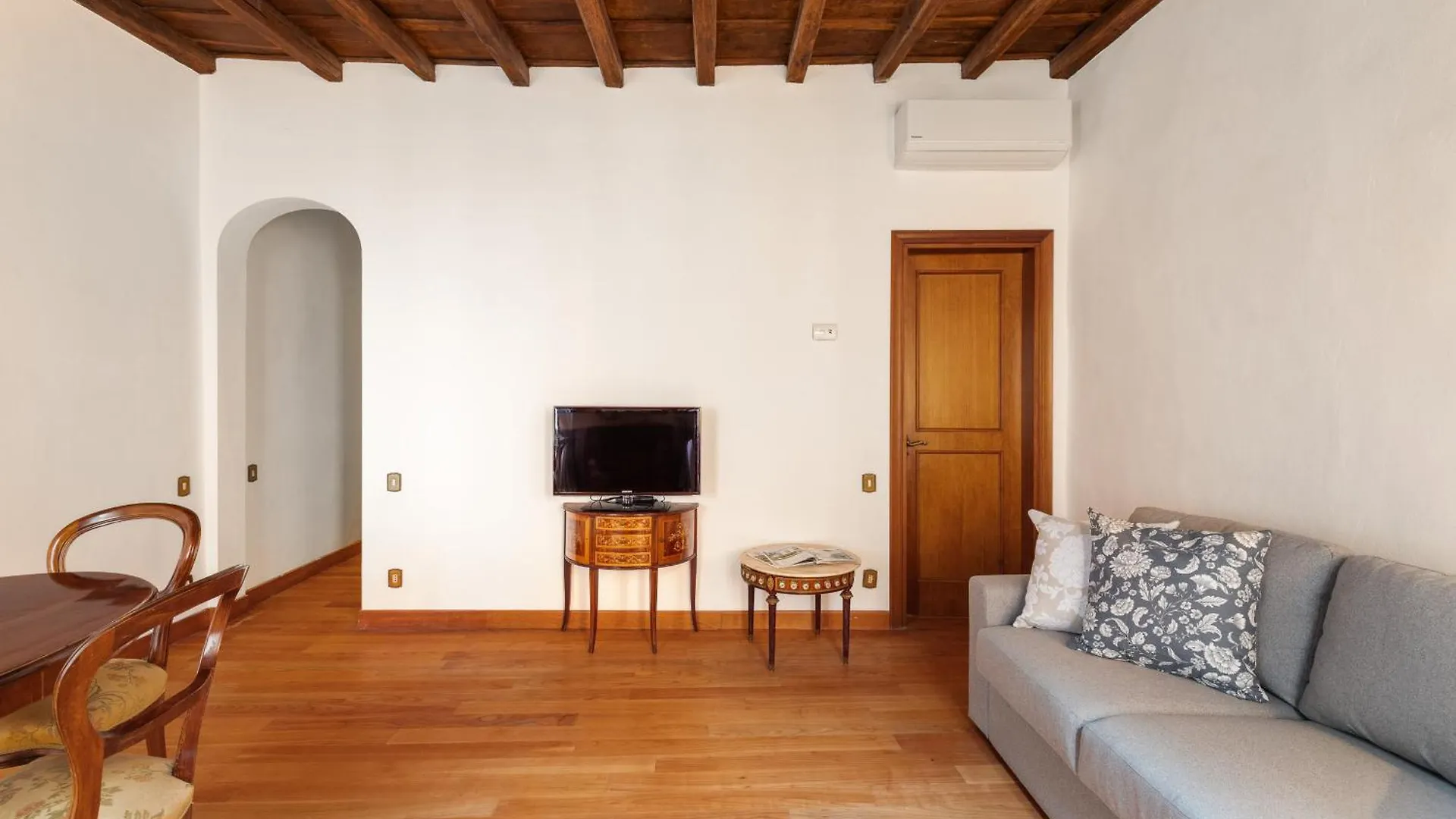Monti Charming Amphora Apartment روما
